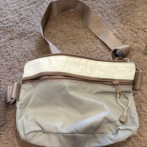 Stylish Tan and Cream Loft Bag
